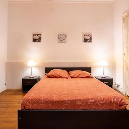 Joli T2 Bagneres De Bigorre Centre Appartement Buitenkant foto